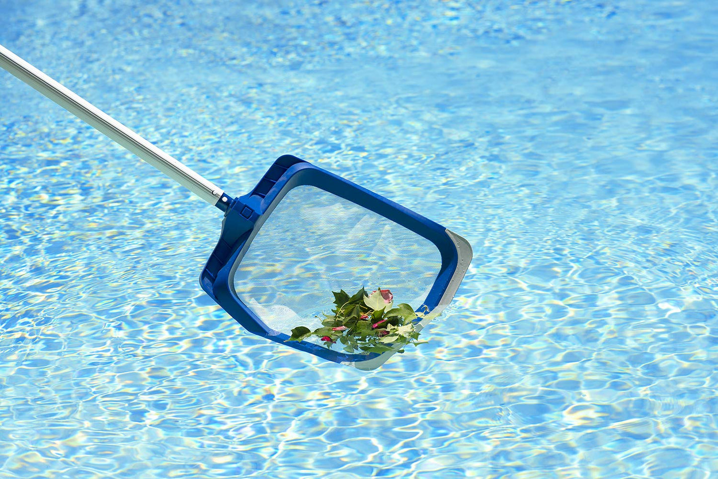 Poolmaster 21174 Écumeur de piscine en vinyle robuste de luxe avec pare-chocs en caoutchouc Blanc