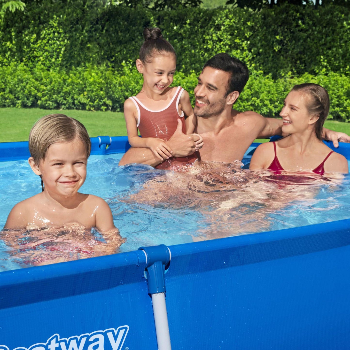 Bestway Steel Pro 8,5 pieds x 67 pouces x 24 pouces cadre en acier rectangulaire piscine extérieure hors sol, bleu (piscine uniquement) 8,6' x 5,6' x 24"